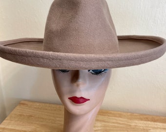 Tan Wool Felt Stiff Brim Rancher Hat With Pencil Brim /  Stiff Brim Fedora Crown Hat / Tan Pencil Brim Felt Hat / Australian Wool Felt Hat