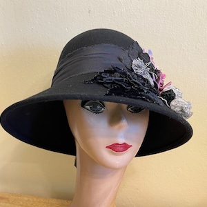Black Wool Felt 3.5&quot; Brim Bucket Hat With Velvet Flower Trim / Wool Felt Cloche Style Hat / Downton Abbey Style Hat / Vintage Inspired Hat