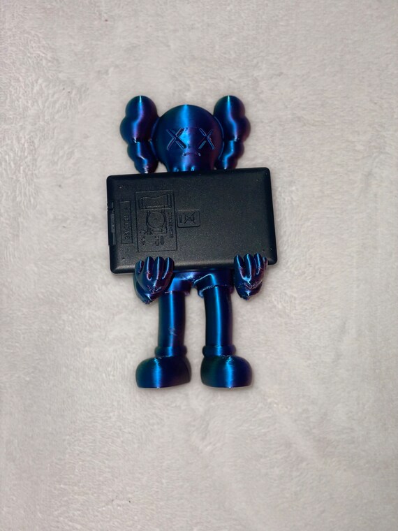 Kaws, Kaws Figurine, Kaws Brothers, Kaws Phone Holder, Kaws Middle
