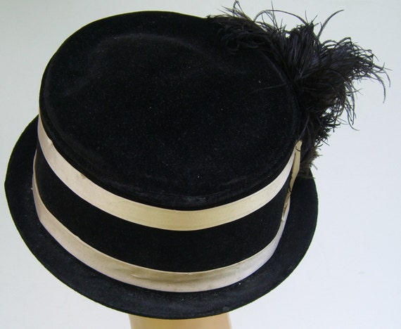 Edwardian Vintage Black & White Women's Hat - image 3