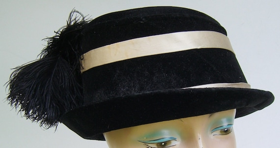 Edwardian Vintage Black & White Women's Hat - image 1