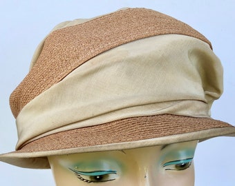 Vintage 1920's Tan Women's Cloche