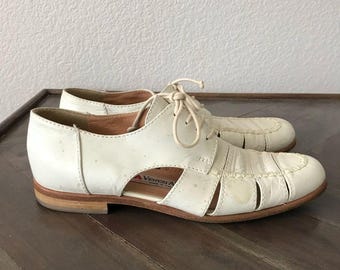 Vintage Italian Off White Leather Cutout Lace Up Oxford Flats, Womens Size 7