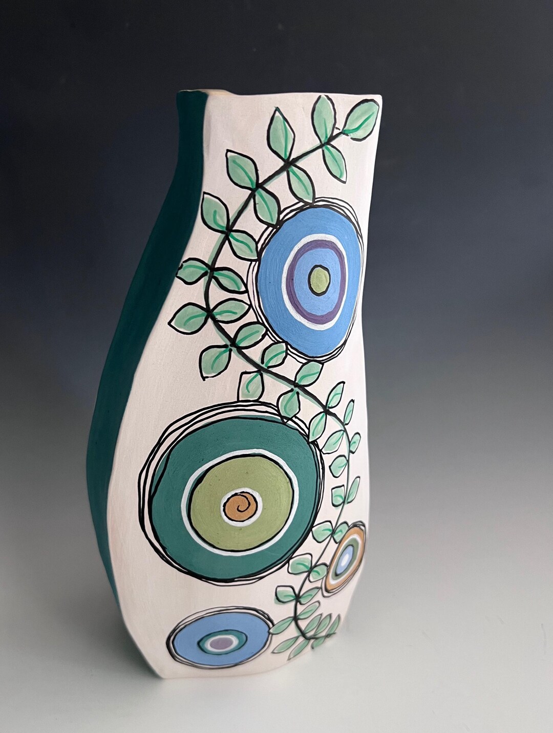 陶器製花瓶 手描き花模様 il_1080xN.6755237950_r225.jpg