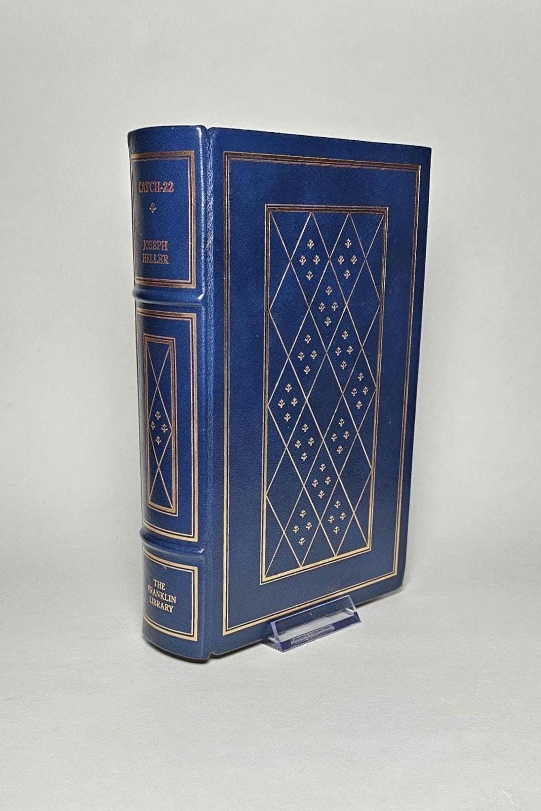 ヘッケラー&コッホ洋書 ジョセフ・ヘラー著『キャッチ22』 – フランクリン図書館（1978年