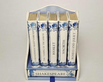 Clásicos en miniatura únicos de Shakespeare de Geoffrey Parker – Burgess & Bowes (1969) – En perfecto estado con miniestantería original