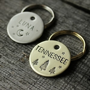 Dog tag for your pet - Personalized ID tag - MJ Lessard