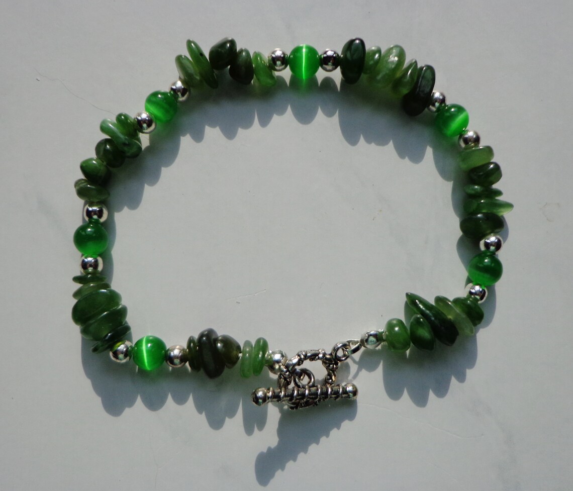 Pulsera de jade chips de piedras preciosas de jade verde