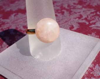 ring, rose quartz, adjustable, 13mm gemstone, gold tone