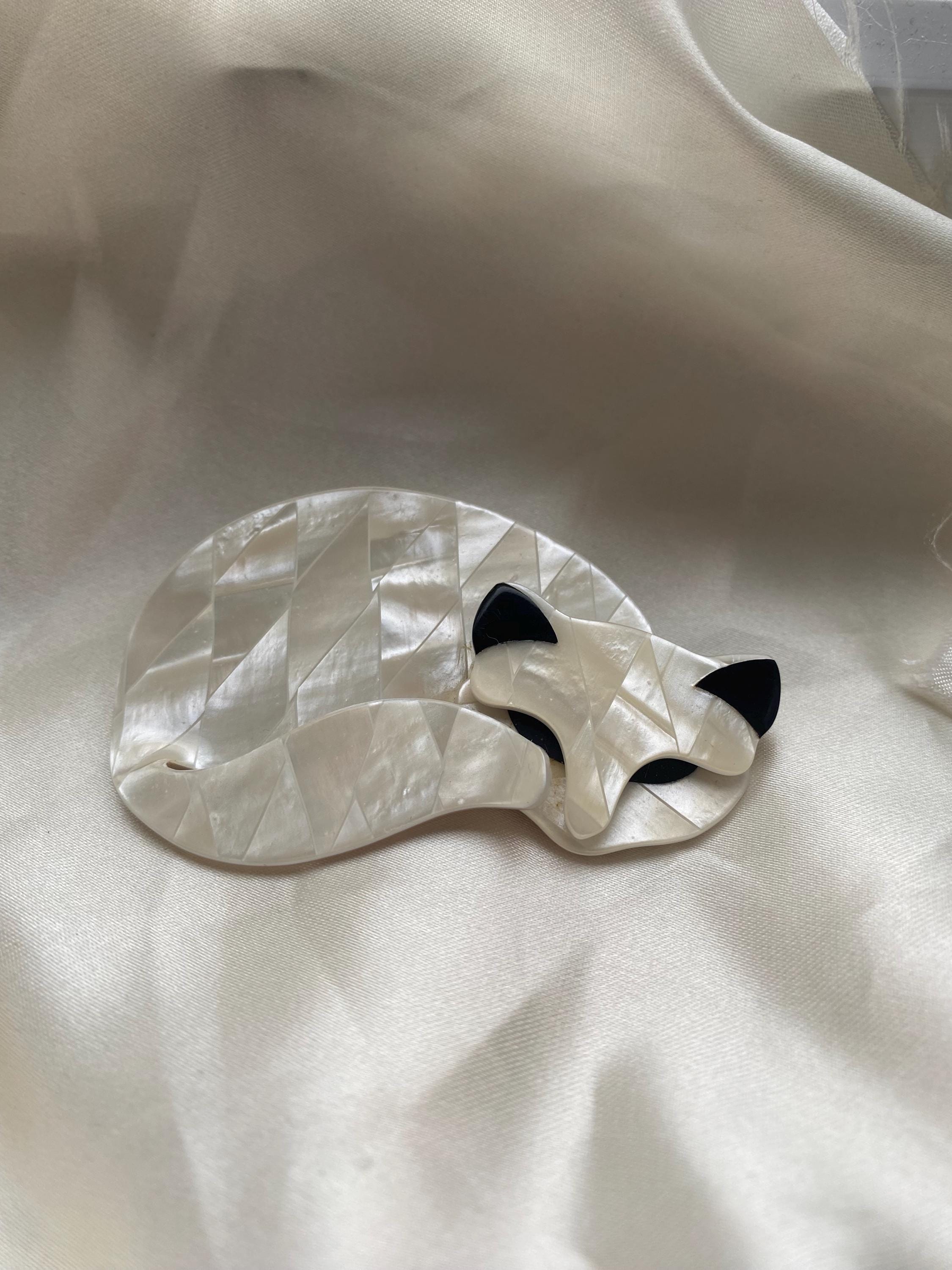 Lea stein brooches - Etsy 日本