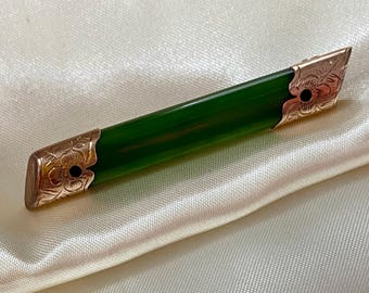 Antique Nephrite Brooch with Engraved Gold Ends