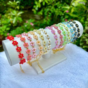Flower Daisy Beaded Bracelet Adjustable Floral Bracelet for Girl Cute Jewelry for Women Handmade Bracelet Gift Idea Flower Women Jewelry