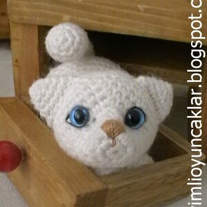 Amigurumi White Kitty Pattern image 4