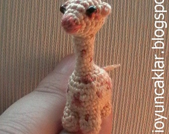 Crochet 1.6 inc Miniature Giraffe