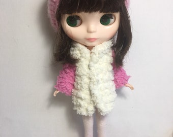 Gehäkelte Pullover-Jacke für Blythe Doll