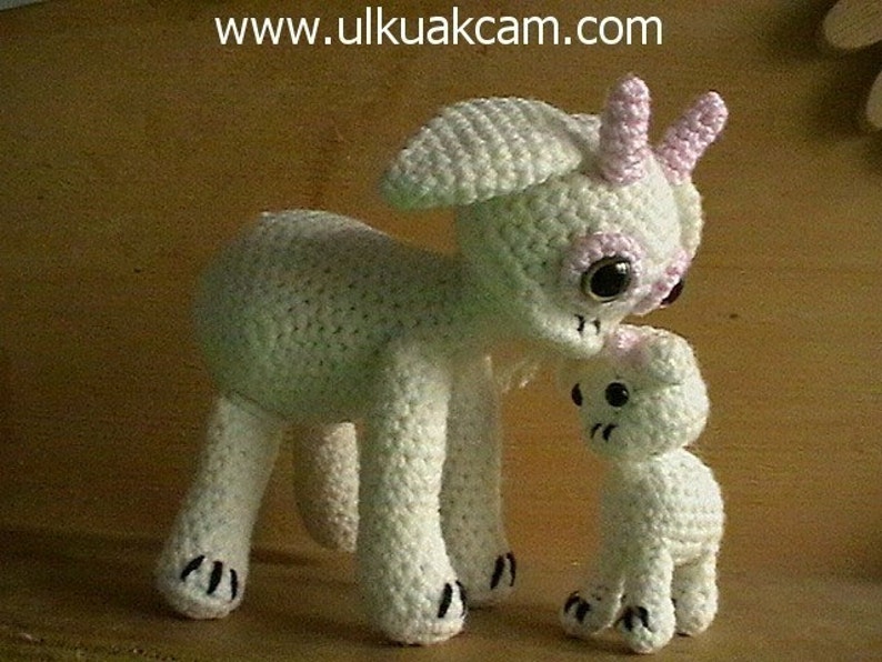 Amigurumi Mum and Baby Goat Pattern image 1