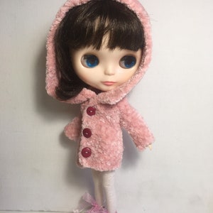 Crocheted sweater-jacket for Blythe Doll