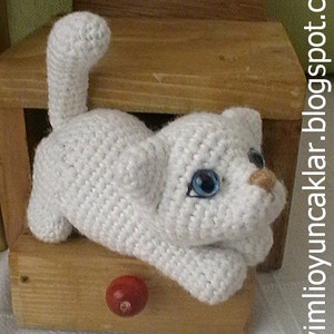 Amigurumi White Kitty Pattern image 3