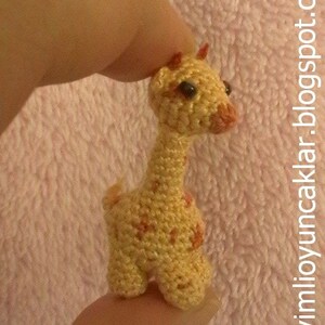 Amigurumi 1.6 inc Miniature Giraffe Pattern image 1