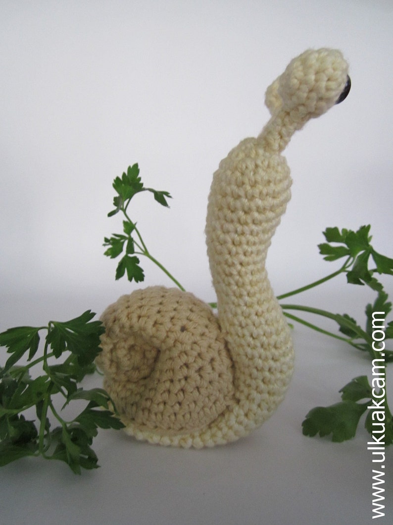 Crocheted Snail image 4