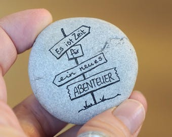 Spruchstein zum Neuanfang, Verabschiedung, Jobwechsel, Umzug, Abschluss, bemalter Stein, Sprüche, Handschmeichler, Elfilisa