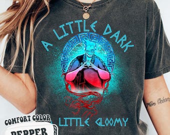 Camiseta de villano de Hércules, Hades de Disney, "A Little Dark A Little Gloomy", retrato geométrico de Hades, villano de Disney, regalo para él