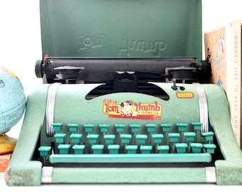 Vintage Tom Thumb Typewriter - Vintage Toy - Vintage Metal Typewriter - Vintage Home Decor - Vintage Industrial - Vintage Green Typewriter