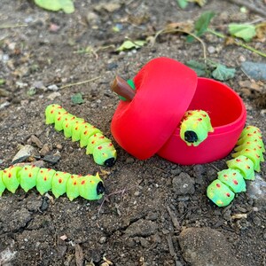 3D Printed Articulated Caterpillar – Whimsical PLA Filament Toy