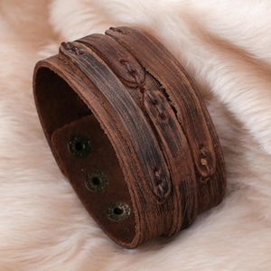 Viking lederen armband heren vintage handgemaakte manchet gepersonaliseerde gladde leren polsband verstelbare armband voor mannen cadeau voor hem