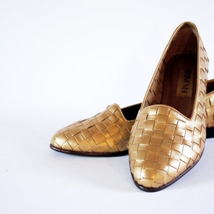 Golden Basket Weave Leather Pointed Toe Loafers Flats 7.5, 8 image 2