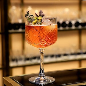 Etched Crystal Cocktail Glass: Nordic Barware, 16 oz