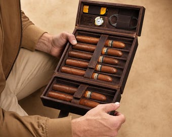 Personalized Leather Cigar Humidor Case for 7 Cigars, Travel Cigar Holder with Hygrometer, Humidifier, Lighter & Cutter Pocket Gift