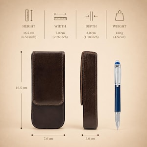 Pode incluir: Um estojo de caneta de couro marrom, com 16,5 cm de altura, 7,0 cm de largura e 3,0 cm de profundidade, com uma caneta correspondente. O estojo pesa 130 g. O estojo foi projetado para guardar uma caneta.