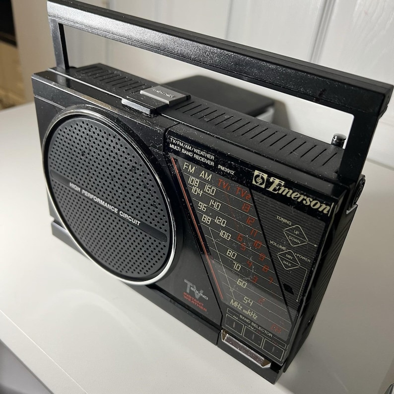 Receptor multibanda vintage de radio Emerson PM3912 para clima, TV, AM, FM, CA y CC imagen 7