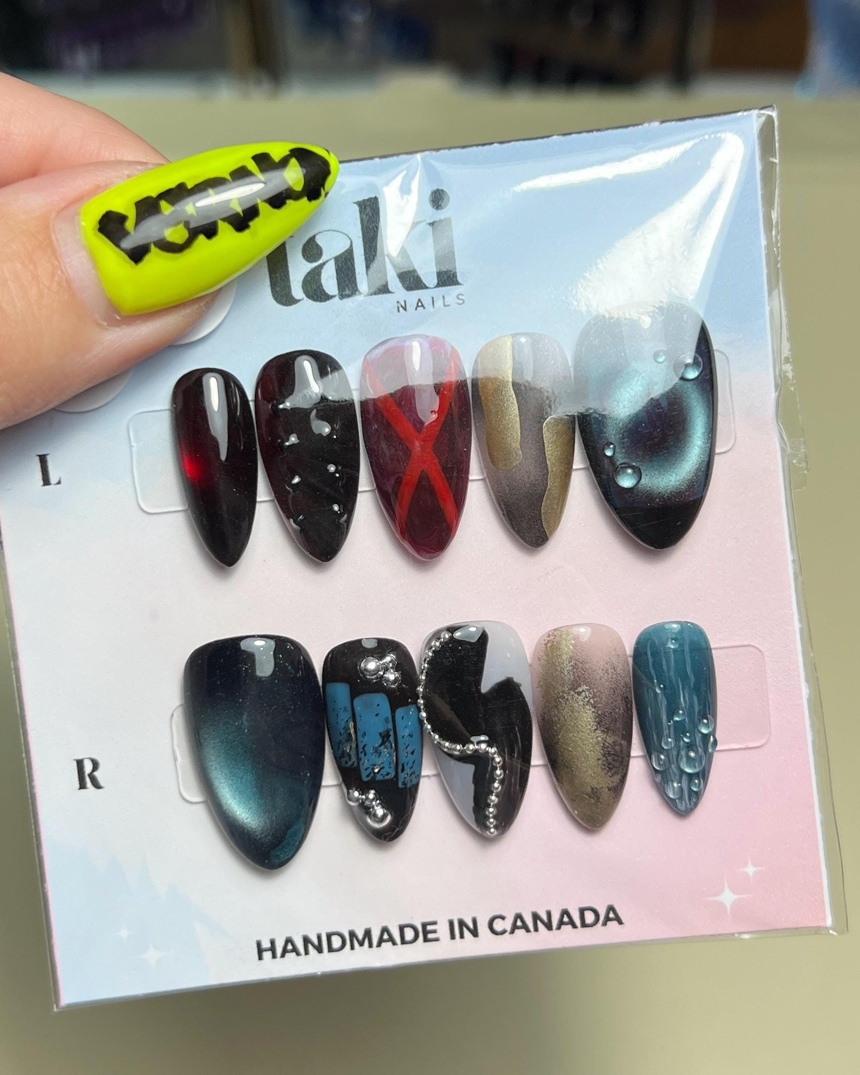Takinailz - Etsy