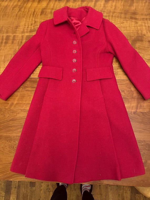 1960s Raspberry Wool Coat - image 8