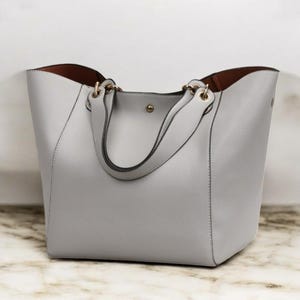 Elegante Vegan Leder Tragetasche für Frauen | Große Schultertasche mit Innenbeutel | Alltagsarbeit Handtasche | Minimalistischer Stil | Geschenk für Sie