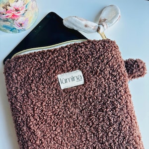 ブラウン ソフトテディポーチ 電子書籍リーダーカバー 心地よい Kindle スリーブ 彼女へのギフト タブレットケース Kobo 旅行用バッグ Libra Clara Sage ブックスリーブ