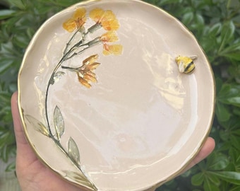 Handmade Ceramic Plate with Yellow Flowers and Bee – Gold Rim Pottery for Spring Decor or Gifts __ made to order