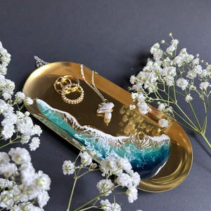 Porta-joias personalizado, pequena bandeja dourada, porta-chaves com ondas de resina do oceano