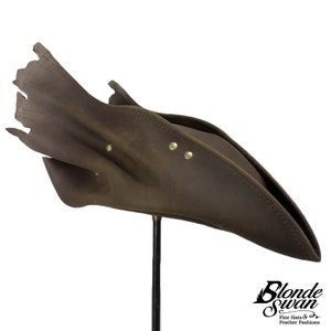 Brown Bloodborne-Inspired Hat image 2
