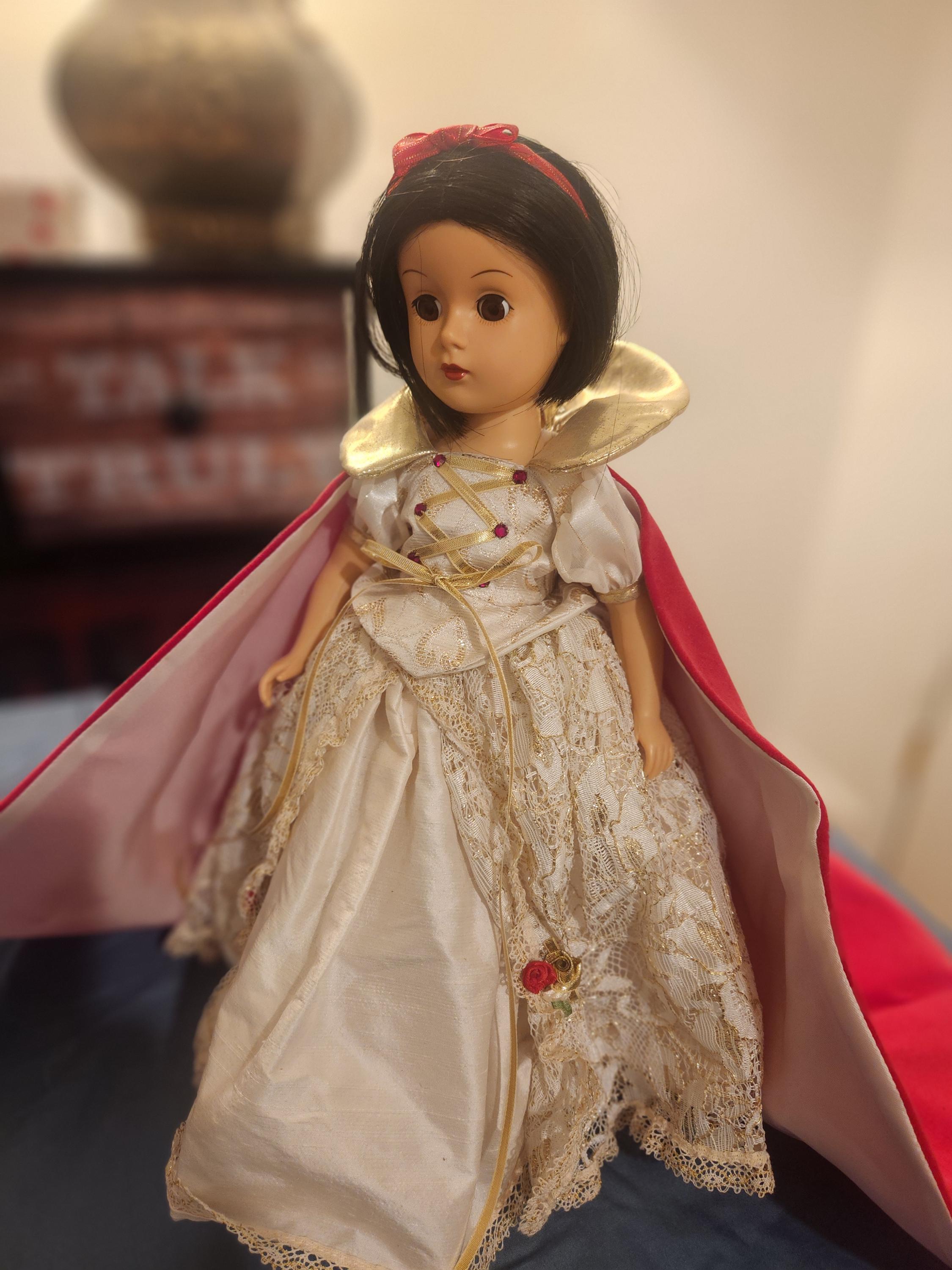 Madame Alexander Snow White - Etsy