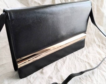 CHARLES JOURDAN Black and gold leather evening bag. Very good condition. 80s style Vintage.