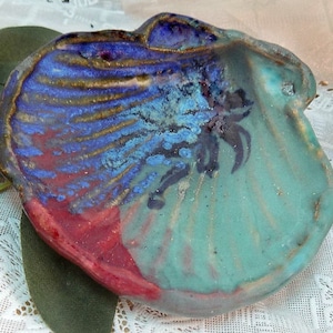 Shell Trinket dish , shell ring dish - shell soap dish - ceramic shell dish - decorative shell dish, shell dish - gift for Mom -  # 77