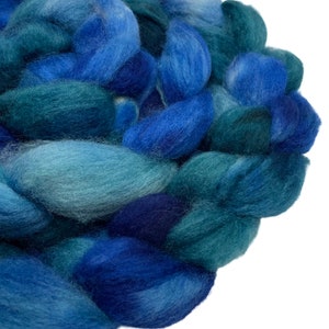 Hand Dyed BFL wool top Rockaway Beach 5.77 oz blue teal blue faced leicester BFL roving spinning fiber felting fiber l Bild 2