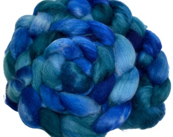 Haut en laine BFL teint à la main Rockaway Beach 5,77 oz bleu sarcelle bleu sarcelle face bleu Leicester BFL mèche filature fibre à feutrer l