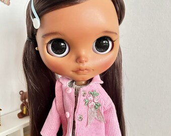 Blythe doll short jacket with pink corsage