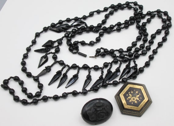 Victorian Black Mourning Necklace, Brooches, Antiq
