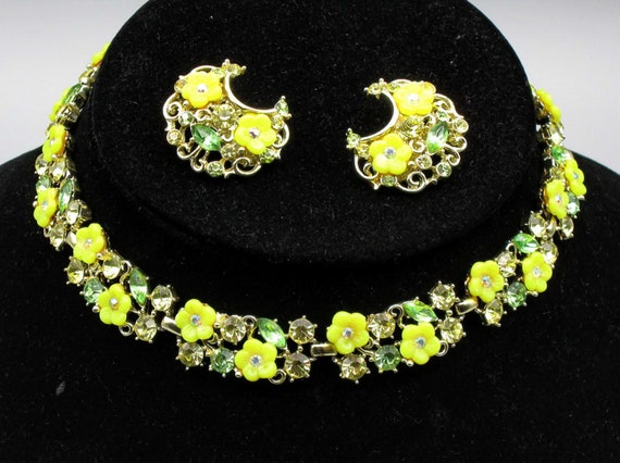 BSK Yellow Rhinestone Necklace Parure , 1950   , … - image 1