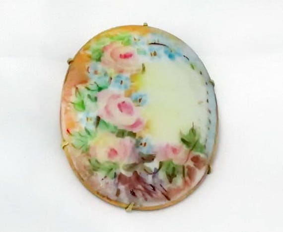 Victorian Porcelain Brooch,  Hand Painted Flowers… - image 1